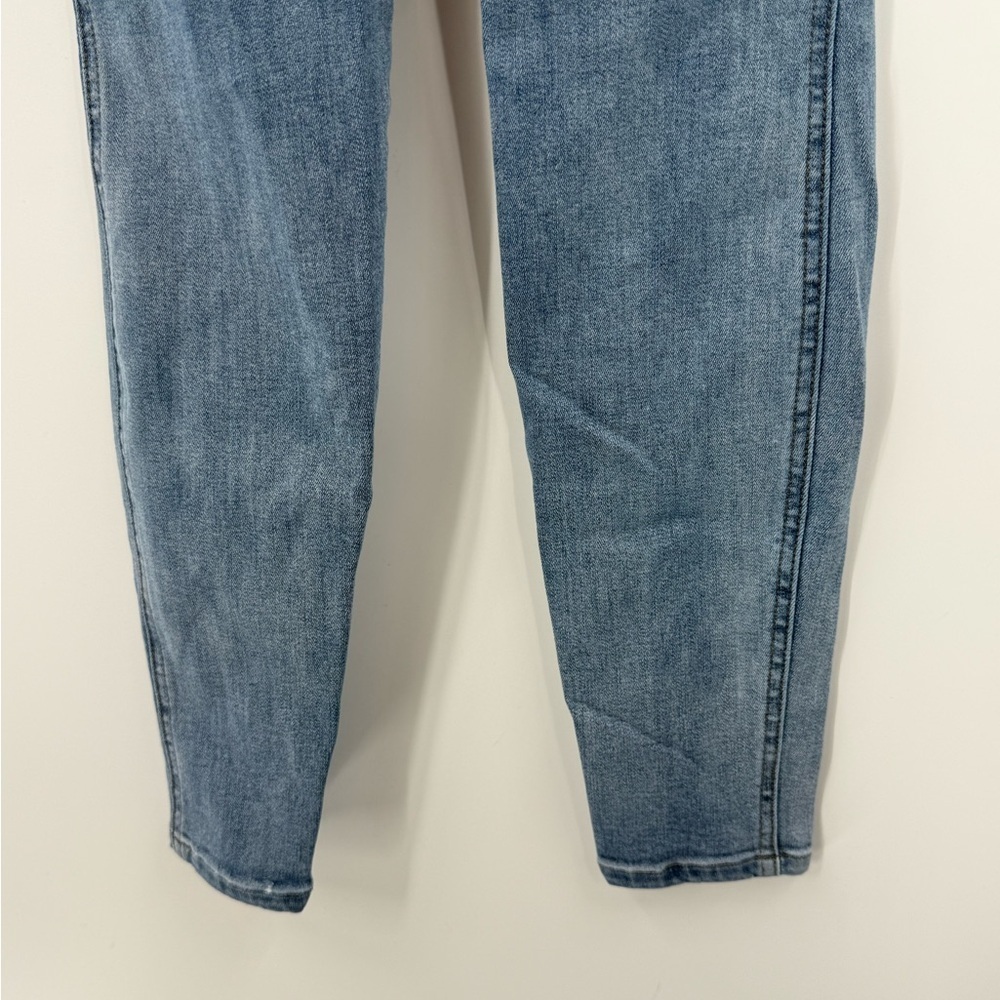 Spanx Light Wash Skinny Jeans Women’s Shaping Stretch Denim - Picture 6 of 7